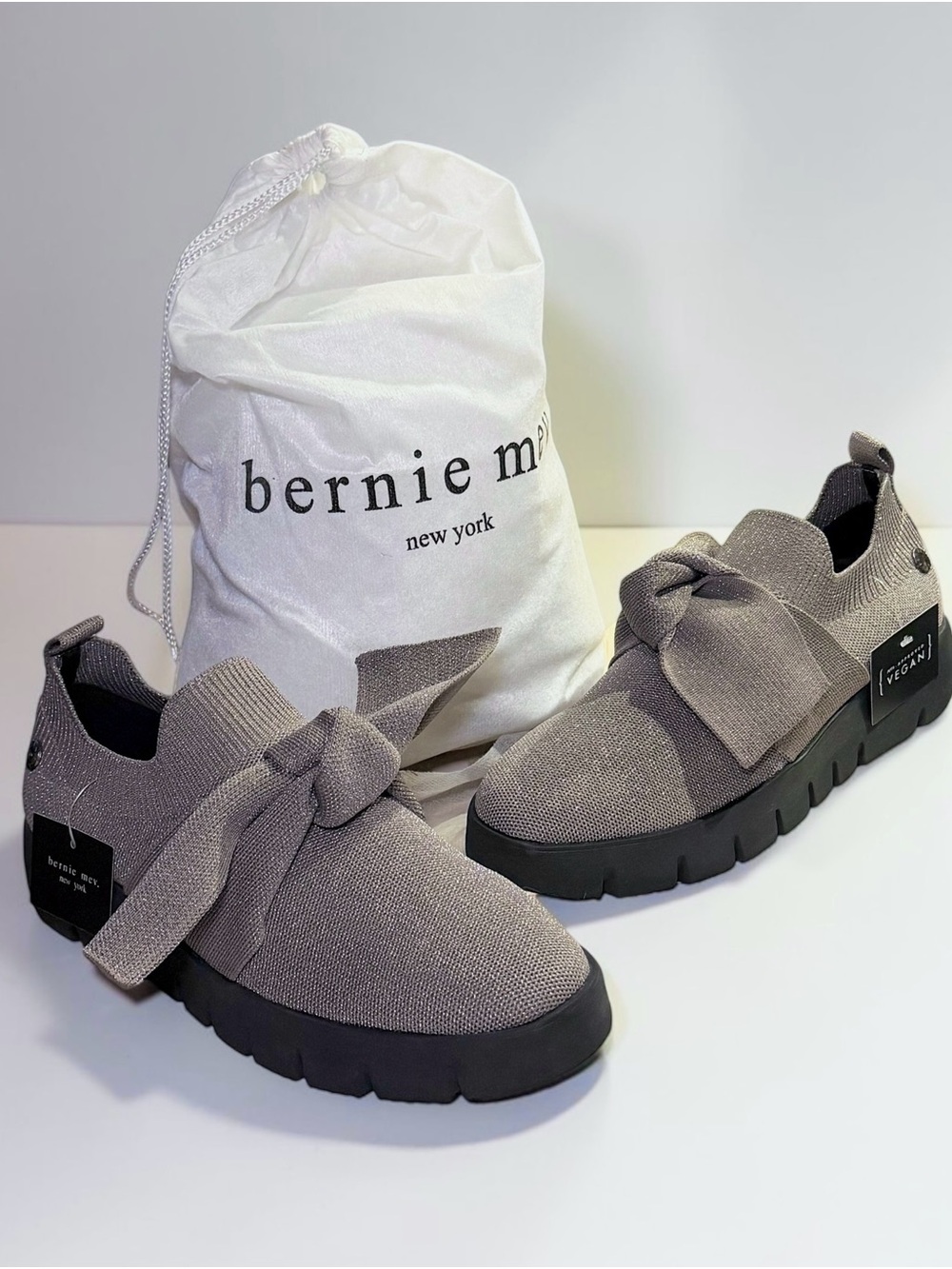 Bernie Mev FX Serenity Silver Metallic Bow Platform Sneakers Size 8.5